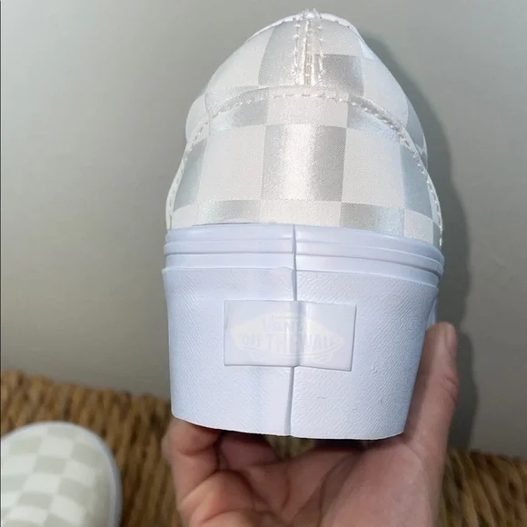 Vans Classic Slip-On Stackform Satin checkerboard
White - Picture 7 of 8